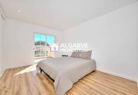 4-Bedroom Villa with Private Pool for Sale in Vilamoura
