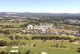 Luxury Living in Vilamoura with Gardens and Sea View Rooftop