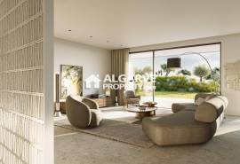 Luxury Living in Vilamoura with Gardens and Sea View Rooftop