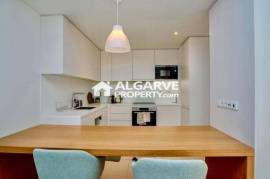 Luxury one bedroom apartment with private garden close to the Marina and Falésia Beach in Vilamoura, Algarve