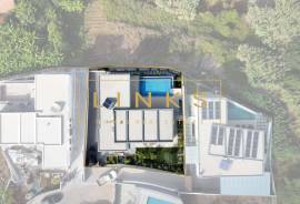 Contemporary 3-Bedroom Villa with Sea View and Exclusive Ambiance – Arco da Calheta
