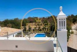 4 bedroom villa with swimming pool for annual rental