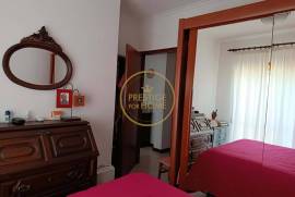 3 bedroom apartment with garage in the center of Loulé