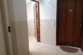 3 bedroom apartment with garage in the center of Loulé