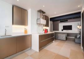 3 bedroom apartment next to the beach - short and medium term rentals.
