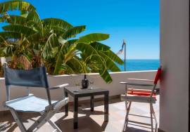 3 bedroom apartment next to the beach - short and medium term rentals.