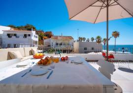 3 bedroom apartment next to the beach - short and medium term rentals.