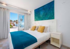 3 bedroom apartment next to the beach - short and medium term rentals.