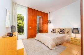 Single 9 Bedroom Villa in Vale do Lobo