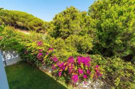Single 9 Bedroom Villa in Vale do Lobo