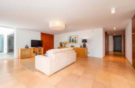 Single 9 Bedroom Villa in Vale do Lobo