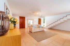 Single 9 Bedroom Villa in Vale do Lobo