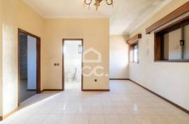 Detached 4 Bedroom House in São Mamede do Coronado, Trofa