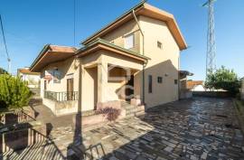 Detached 4 Bedroom House in São Mamede do Coronado, Trofa