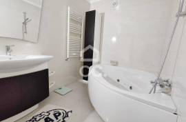 3 bedroom terraced house with terrace in Lousado, Vila Nova de Famalicão