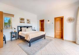 Stunning 5-Bedroom Villa with Heated Pool | Presa de Moura, Carvoeiro