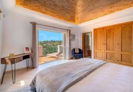 Stunning 5-Bedroom Villa with Heated Pool | Presa de Moura, Carvoeiro