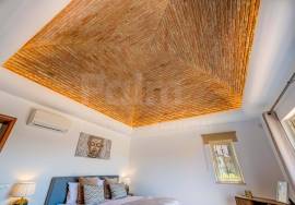 Stunning 5-Bedroom Villa with Heated Pool | Presa de Moura, Carvoeiro