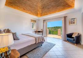 Stunning 5-Bedroom Villa with Heated Pool | Presa de Moura, Carvoeiro