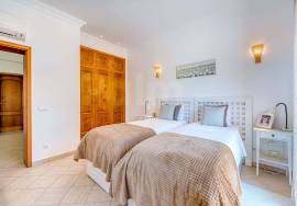 Stunning 5-Bedroom Villa with Heated Pool | Presa de Moura, Carvoeiro