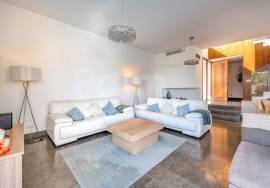 Elegant 4-Bedroom Villa | Heated Pool & AL License | Walking Distance to the Beach | Carvoeiro