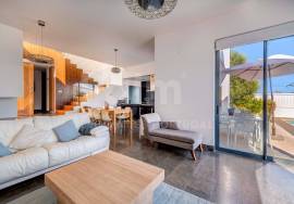 Elegant 4-Bedroom Villa | Heated Pool & AL License | Walking Distance to the Beach | Carvoeiro
