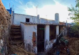 2-Bedroom House (Ruin) plus Independent Studio | Beringel, Beja