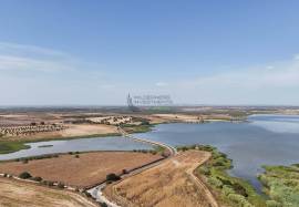 2-Bedroom House (Ruin) plus Independent Studio | Beringel, Beja