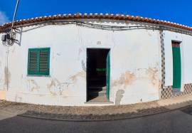 2-Bedroom House (Ruin) plus Independent Studio | Beringel, Beja