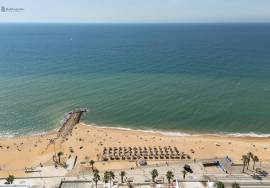 Renovated 2 Bedroom Apartment on the First Line of Quarteira Beach – Unique Sea View