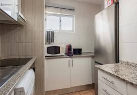 2-Bedroom Apartment with Sea View – Winter Rental