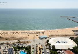 Renovated 2 Bedroom Apartment in the Heart of Vilamoura – Comfort, Style and Sea Views