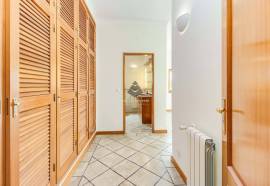 DETACHED VILLA WITH 5 BEDROOMS AND POOL IN CAXIAS - SESIMBRA