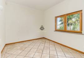 DETACHED VILLA WITH 5 BEDROOMS AND POOL IN CAXIAS - SESIMBRA