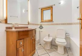 DETACHED VILLA WITH 5 BEDROOMS AND POOL IN CAXIAS - SESIMBRA