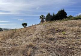 Urban land | 440m2 | That of the Brothers-in-Law