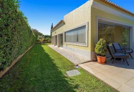 Vale do Lobo – 4-bedroom villa with pool and golf views for sale