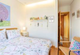 Tavira – Semi-detached 3-bedroom villa with ocean view roof terrace, private garage and garden