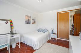 Tavira – Spacious 5-bedroom villa with basement
