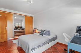 Tavira – Spacious 5-bedroom villa with basement
