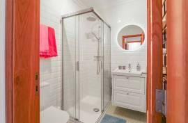 Tavira – Spacious 5-bedroom villa with basement