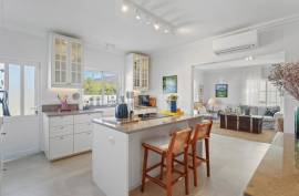 Tavira – Spacious 5-bedroom villa with basement