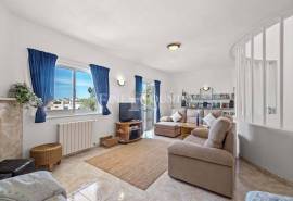 Carvoeiro - 4-bedroom villa, easy walking distance to Carvoeiro with sea views