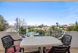 Carvoeiro - 4-bedroom villa, easy walking distance to Carvoeiro with sea views