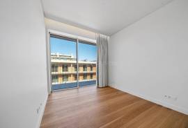 Quarteira, Forte Novo – new 2-bedroom top-floor apartment with sea views