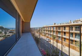 Quarteira, Forte Novo – new 2-bedroom top-floor apartment with sea views