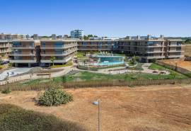 Quarteira, Forte Novo – new 2-bedroom top-floor apartment with sea views