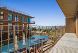 Quarteira, Forte Novo – 2-bedroom apartment with pool and sea view
