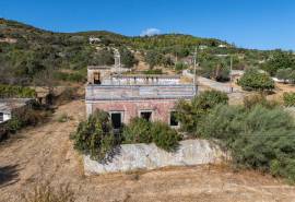 Santa Bárbara de Nexe – ruin with approved project and sea views