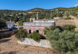 Santa Bárbara de Nexe – ruin with approved project and sea views
